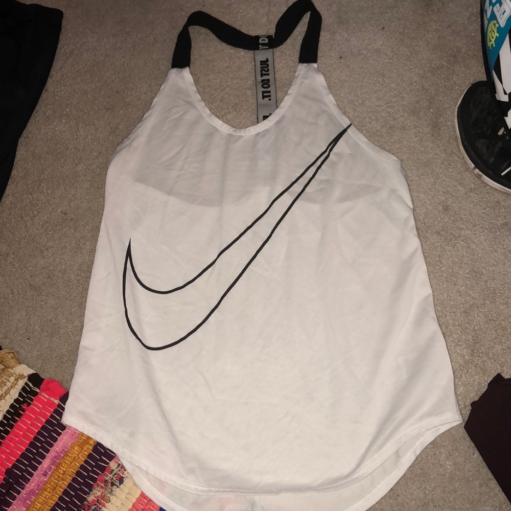 Nike tank